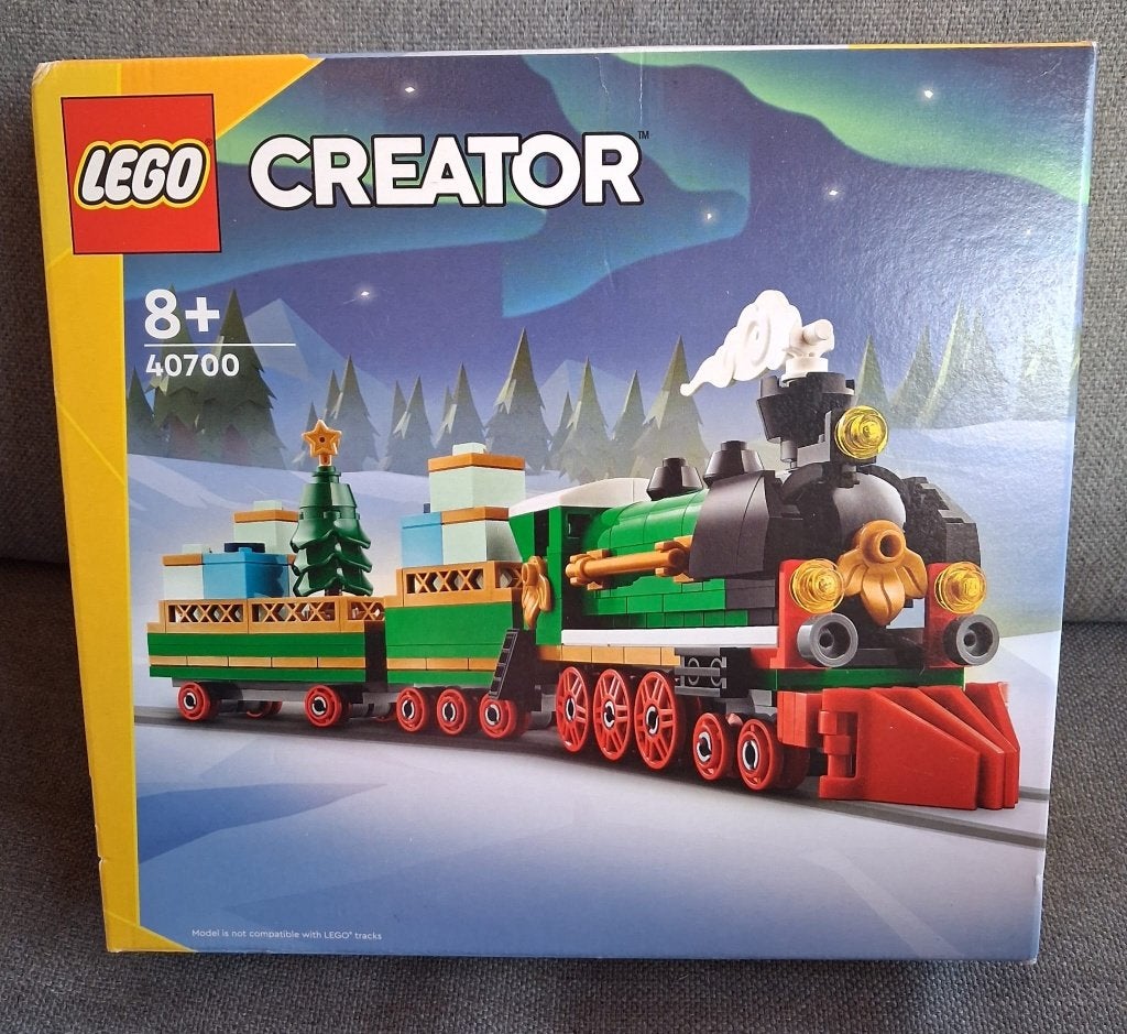 LEGO 40700 Creator: Winter Village - Feestdagentrein, Kinderen en Baby's, Speelgoed | Duplo en Lego, Overige thema's, Lego, Nieuw