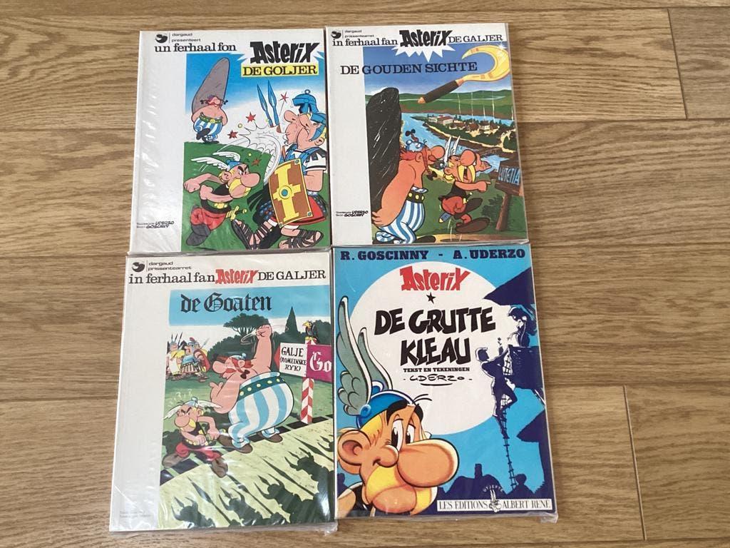Asterix in het Fries deel 1 t/m 4 (1980/1981), Boeken, Stripboeken, Zo goed als nieuw, Complete serie of reeks, Ophalen of Verzenden
