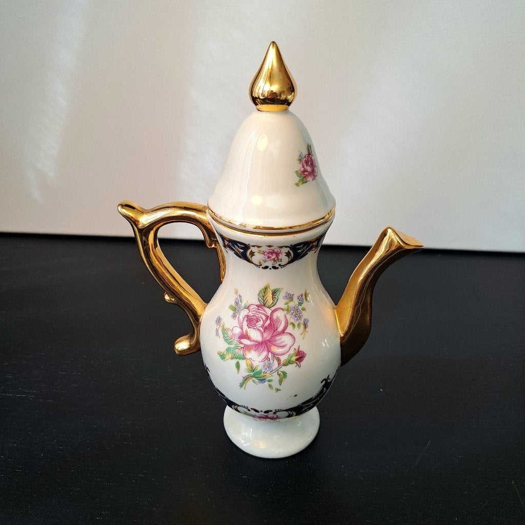 Decoratieve theepot in Capodimonte stijl, Ophalen of Verzenden, Zo goed als nieuw, Overige typen