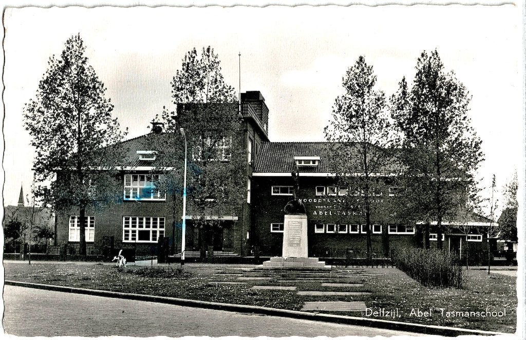Delfzijl (Gr) Abel Tasmanschool, gelopen, richtprijs 3,50, Verzenden, 1940 tot 1960, Gelopen, Groningen