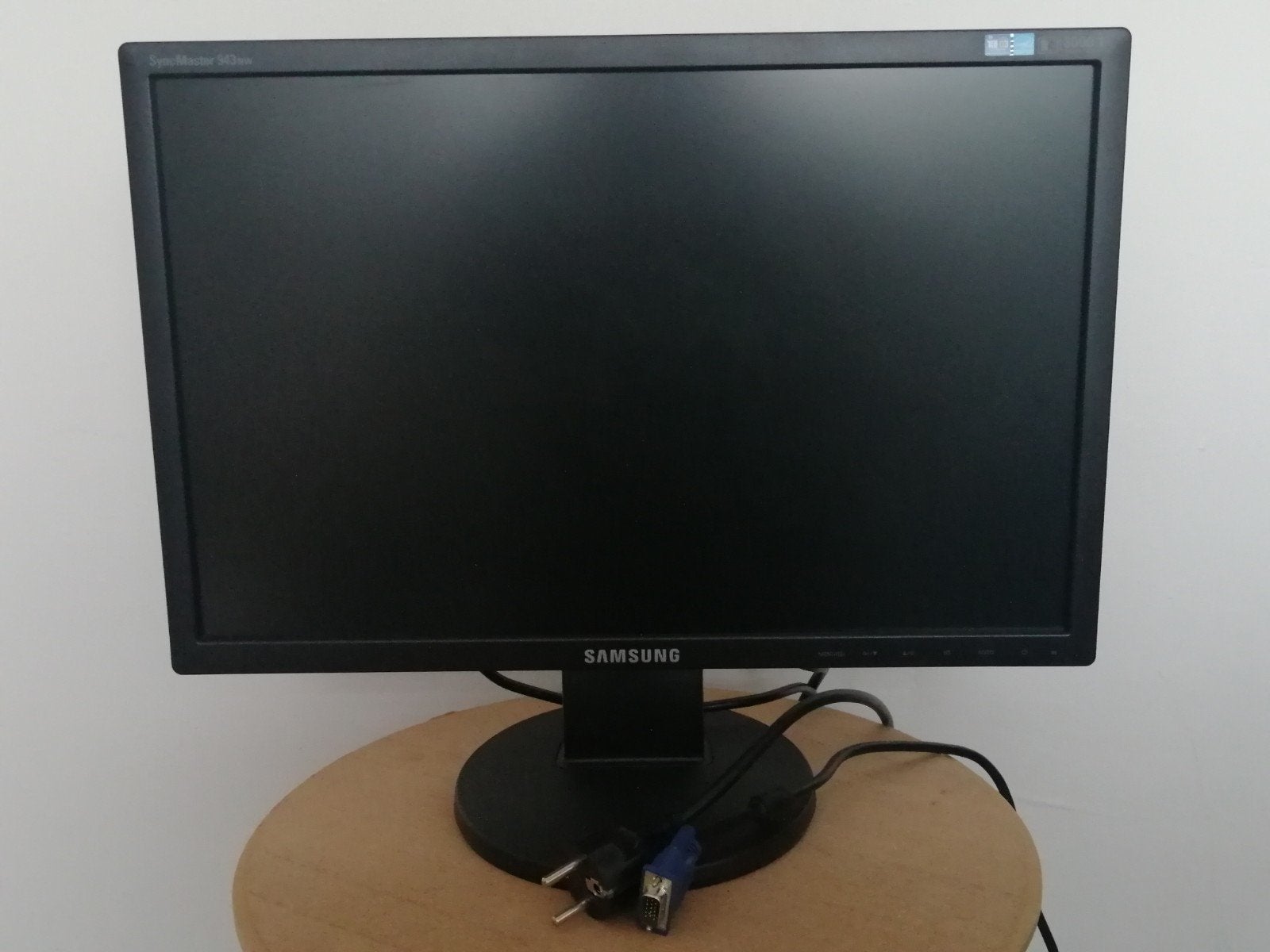Samsung SyncMaster 943NW Monitor, HD, Kantelbaar, Ophalen of Verzenden, Zo goed als nieuw