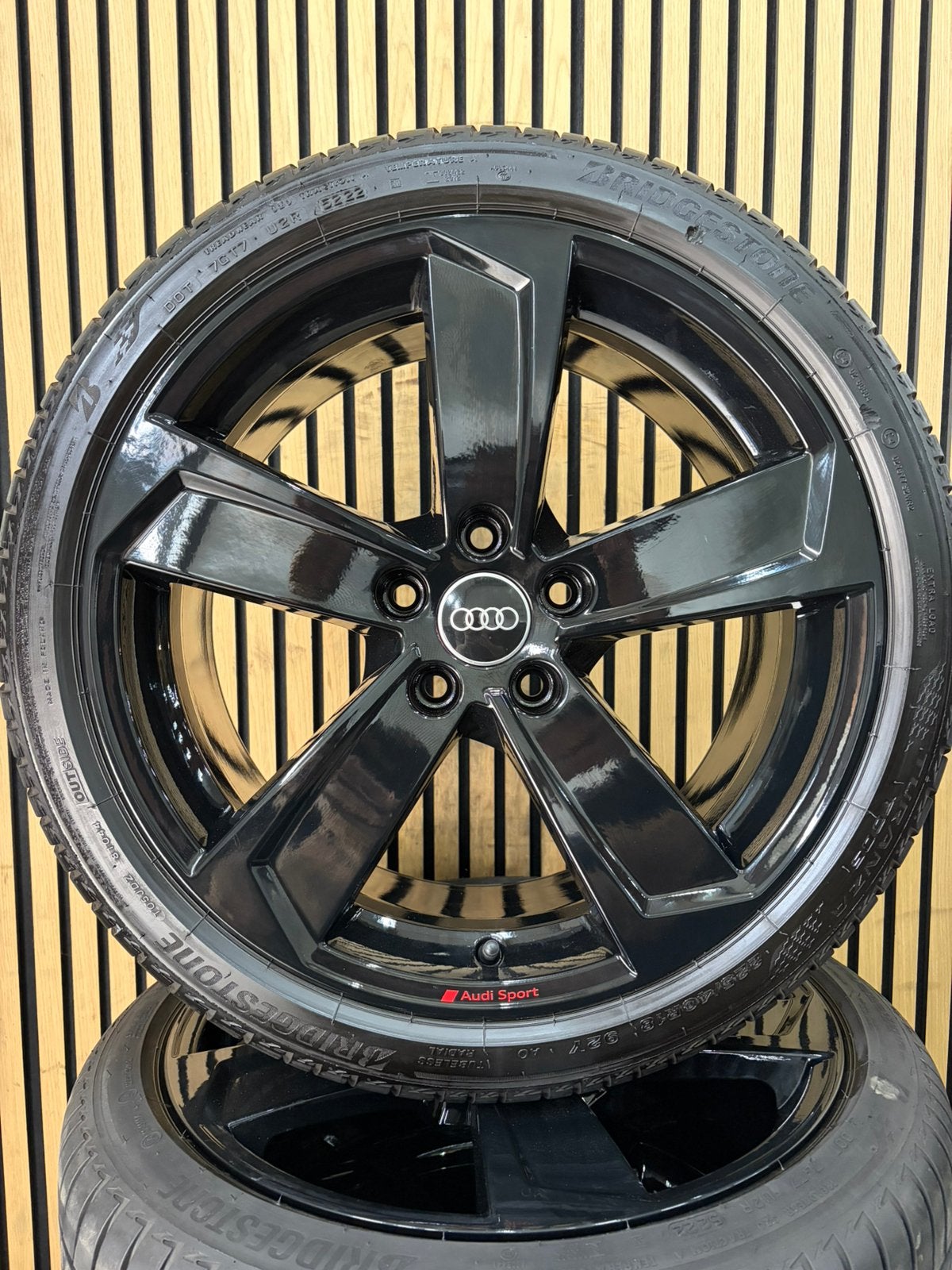 Originele 18” Audi A3 S3 8Y 8V Zomerbanden Zomerset, Auto-onderdelen, Banden en Velgen, Gebruikt, ., Banden en Velgen, Ophalen of Verzenden