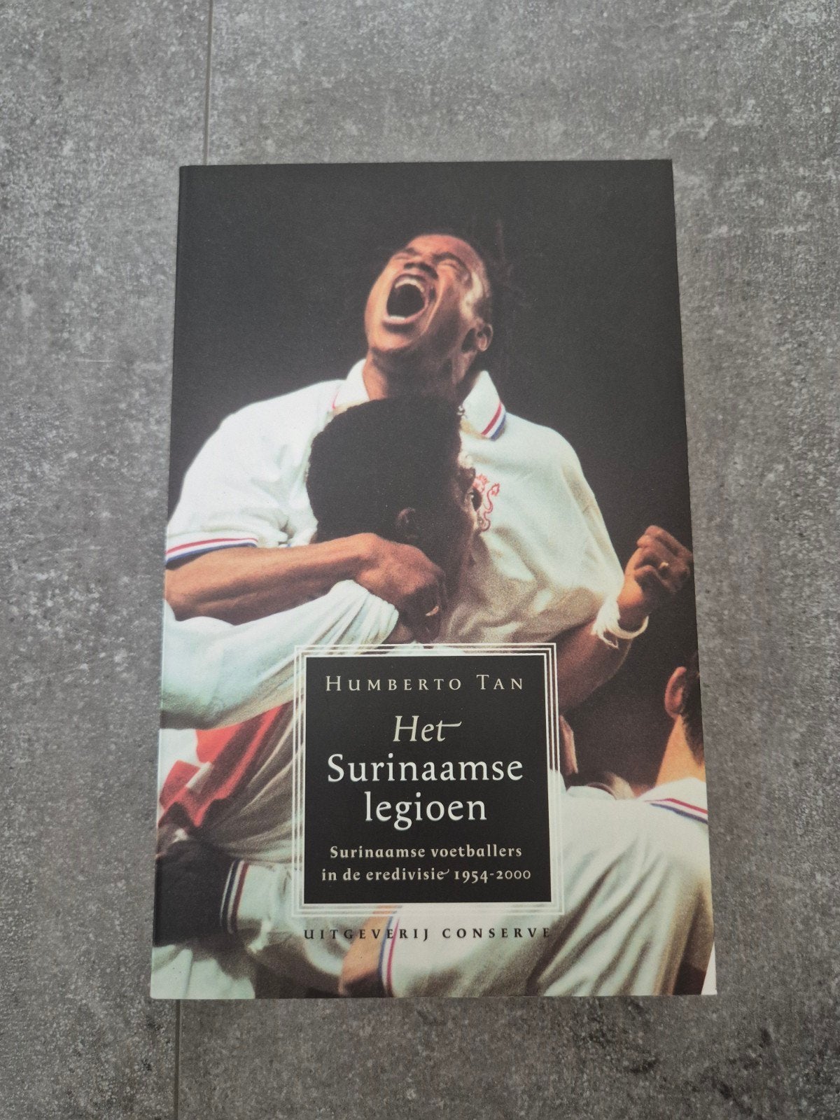 Humberto Tan - Het Surinaamse legioen, Ophalen of Verzenden, Zo goed als nieuw, Humberto Tan, Balsport