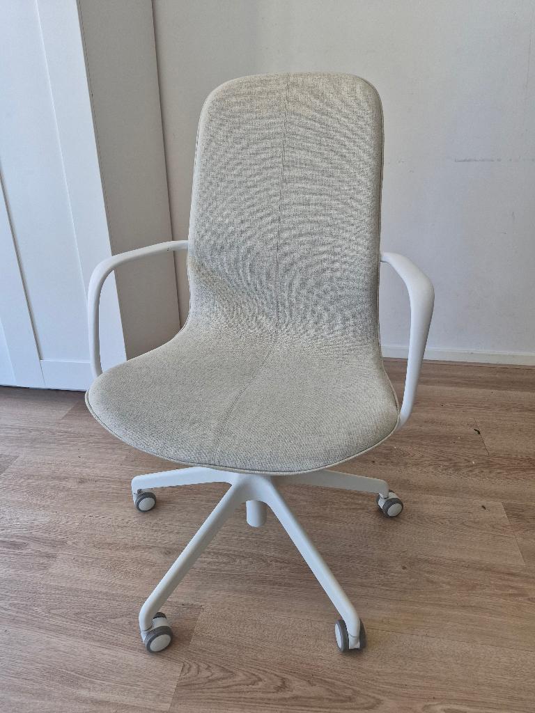 Bureaustoel Langfjall IKEA beige in goede staat, Huis en Inrichting, Bureaustoelen, Ophalen, Zo goed als nieuw, Beige