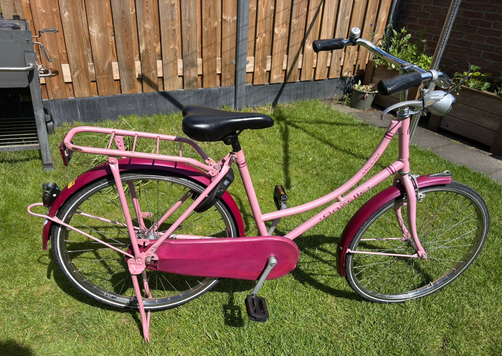 24” Gazelle Madelief meisjes fiets roze / oma fiets, Fietsen en Brommers, Ophalen of Verzenden, Zo goed als nieuw, 24 inch