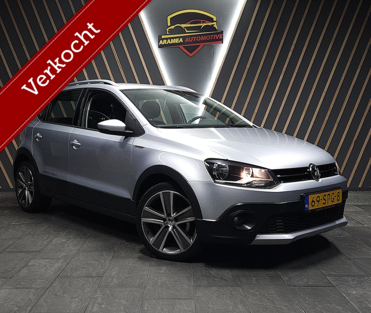 VW Cross Polo 1.4-16V|Trekhaak|Cruise|Touchscreen|Nette auto, Voorwielaandrijving, 86 pk, 4 cilinders, Origineel Nederlands