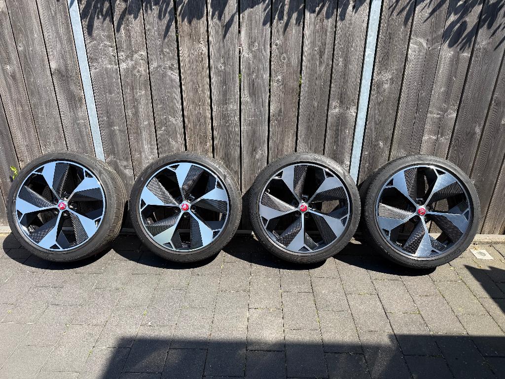 22” Originele Jaguar I-Pace Velgen Style 5069 + banden, Ophalen, Gebruikt, 255 mm, Banden en Velgen