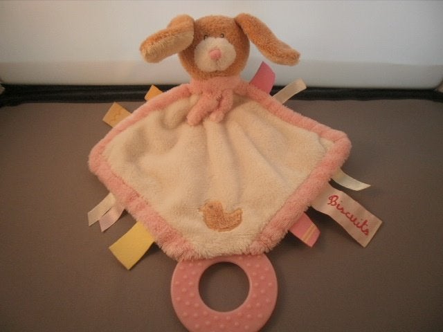 Konijn/hond doekje met bijtring merk biscuits bruin/roze, Nieuw, Wasbaar, Middelgroot (20 tot 80 cm), Meerkleurig
