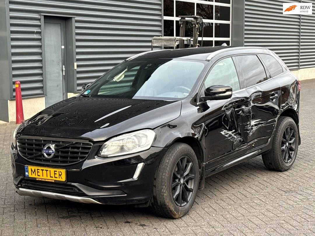 Volvo XC60 2.0 T5 FWD Polar+ navigatie, trekhaak, cruise con, Auto's, 15 km/l, Gebruikt, Euro 6, 4 cilinders