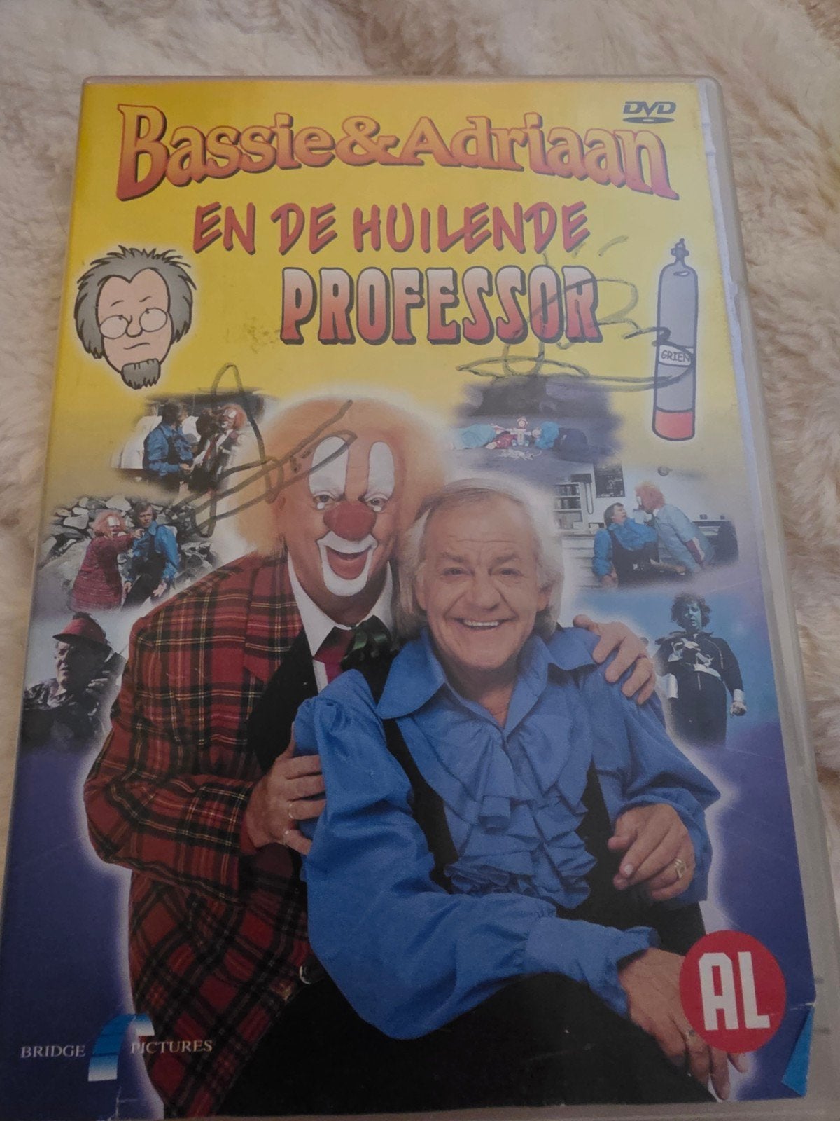 Dubbel gesigneerde Bassie & Adriaan: De Huilende Professor, Cd's en Dvd's, Gebruikt, Alle leeftijden, Tv-serie, Ophalen of Verzenden
