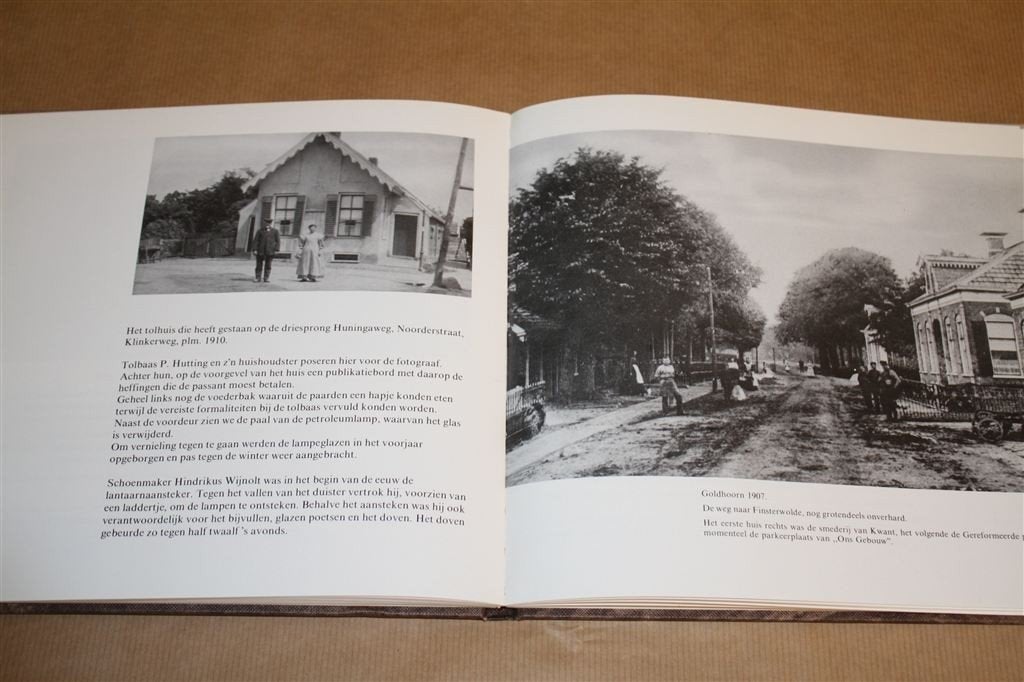 Oude ansichten van Midwolda en Oostwold., Boeken, Ophalen of Verzenden, Gelezen