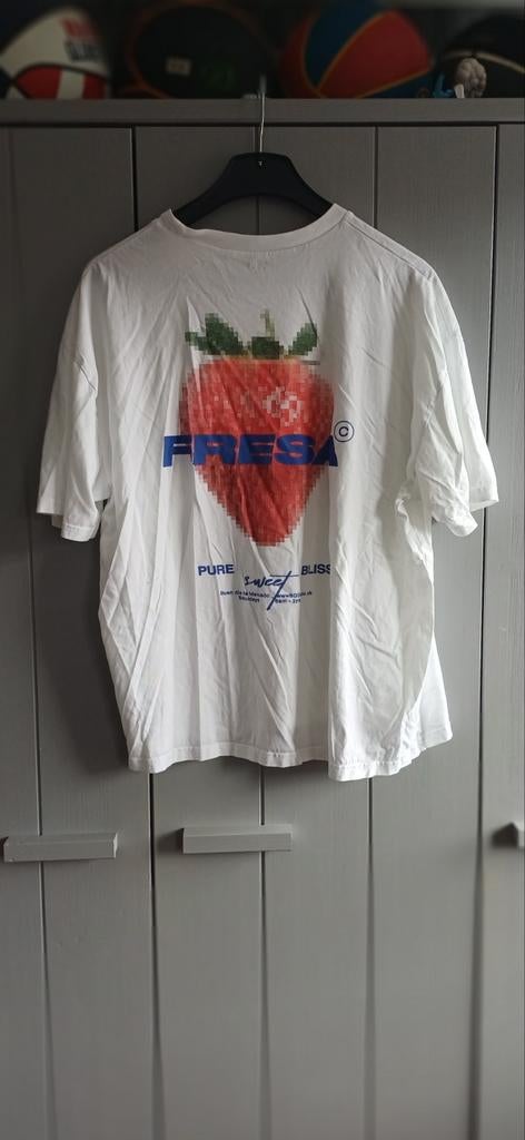 ASOS T-shirt wit met aardbei print - Maat L, Maat 52/54 (L), Verzenden, ASOS, Wit