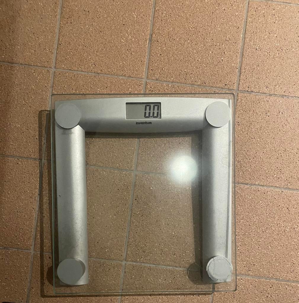 Inventum digitale weegschaal, Witgoed en Apparatuur, Weegschalen, Ophalen, Gebruikt, 100 kg of meer, Digitaal