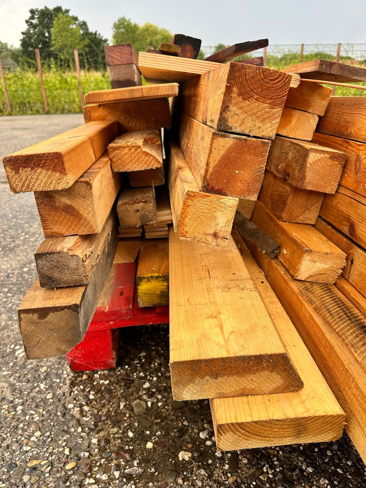 Diverse partij hout: balken, planken en meer, Ophalen, Gebruikt, 50 mm of meer, Balk