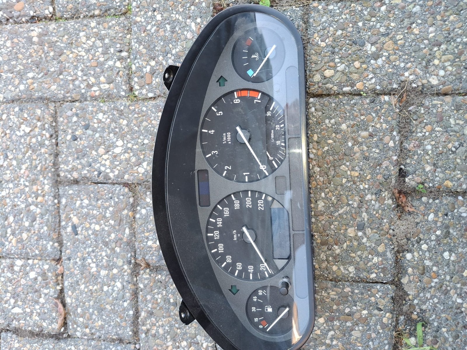 Bmw e36 kilometerteller bak voor een 4cilinder, Ophalen, Gebruikt