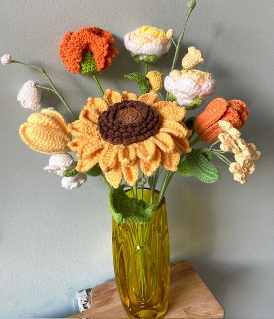 * 9 Gehaakt zomers boeket bloemen - Anjer Zonnebloem ea, Ophalen of Verzenden, Nieuw, Haken, Overige typen