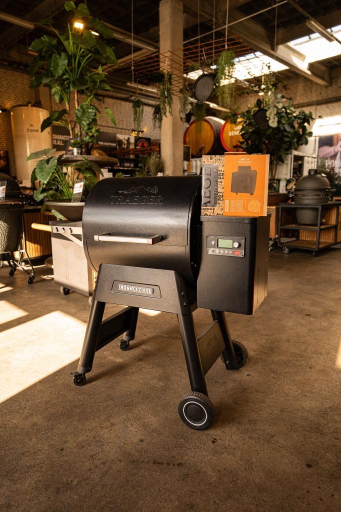 Traeger Ironwood 650 pellet grill, Ophalen of Verzenden, Zo goed als nieuw, Traeger
