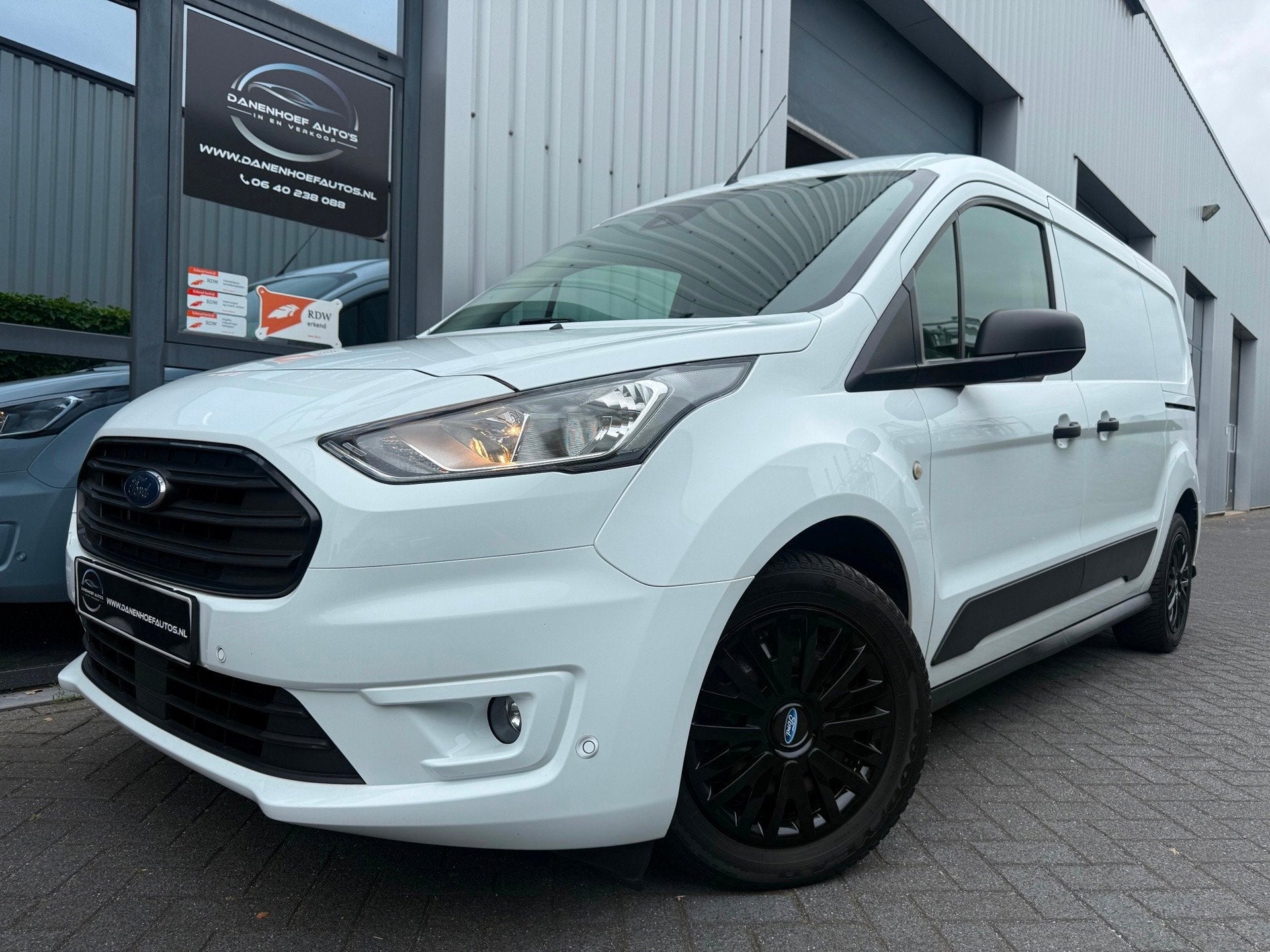 Ford Transit Connect 1.0 benzine L2 2 x schuif all-in prijs, Auto's, Bestelauto's, Voorwielaandrijving, 101 pk, Gebruikt, 1535 kg