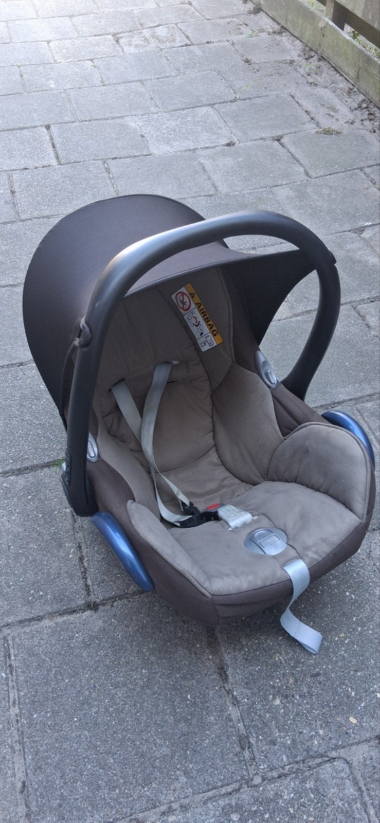 Gratis Maxi-Cosi autostoel - gebruikt, Ophalen, Zijbescherming, 0 t/m 13 kg, Maxi-Cosi