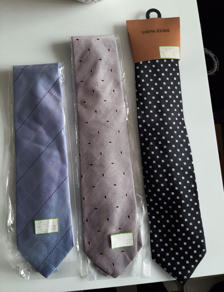Set van 3 Nieuwe Stropdassen in Verpakking 7.50 Per Stuk, Kleding | Heren, Stropdassen, Onbekend, Blauw, Nieuw, Ophalen of Verzenden