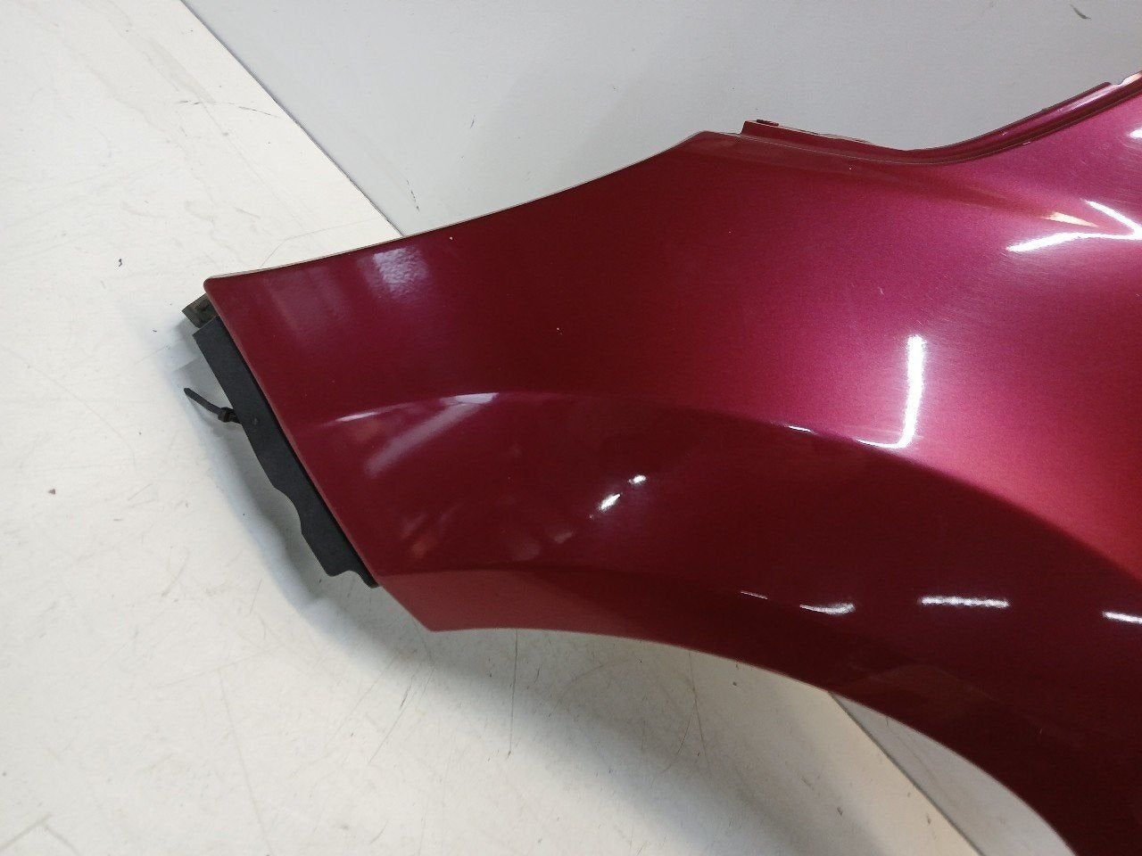 Spatbord links voor Ford Ka, Onderdelen@venauto.nl, Van der Ven Autorecycling B.V., Gebruikt, Ettenseweg 76, 4706 PB Roosendaal, The Netherlands