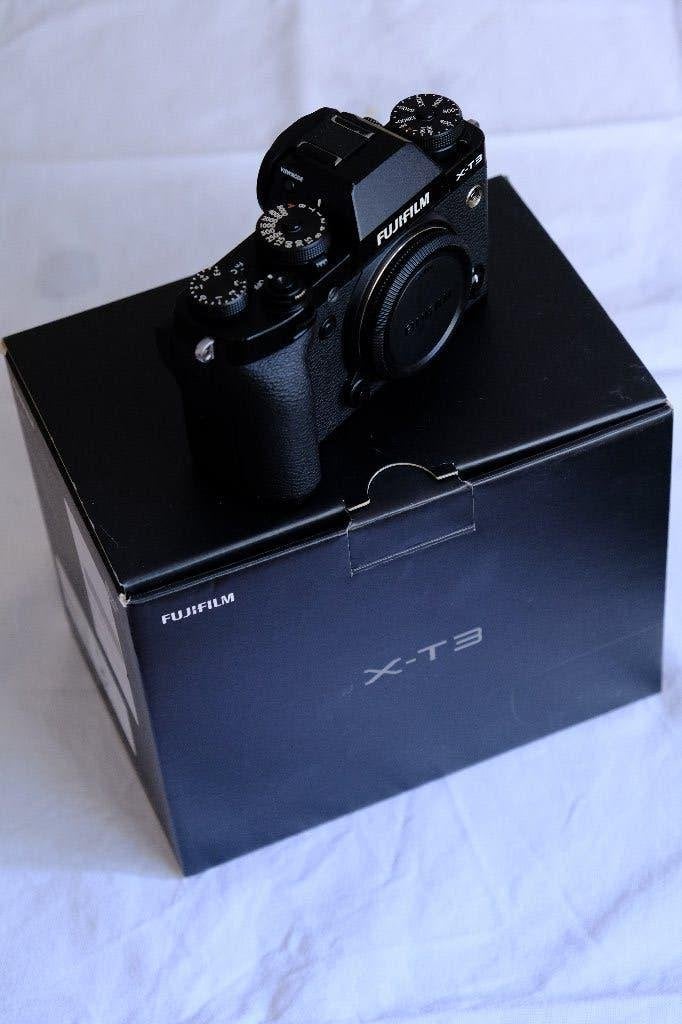 Fujifilm X-T3 Body complete + extra grip and battery, Ophalen, Bluetooth, Zo goed als nieuw, Fujifilm