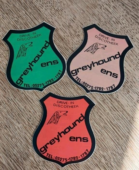 Stickers Drive-In Discotheek Greyhound uit ENS, N.O.P, Flevo, Verzamelen, Ophalen of Verzenden