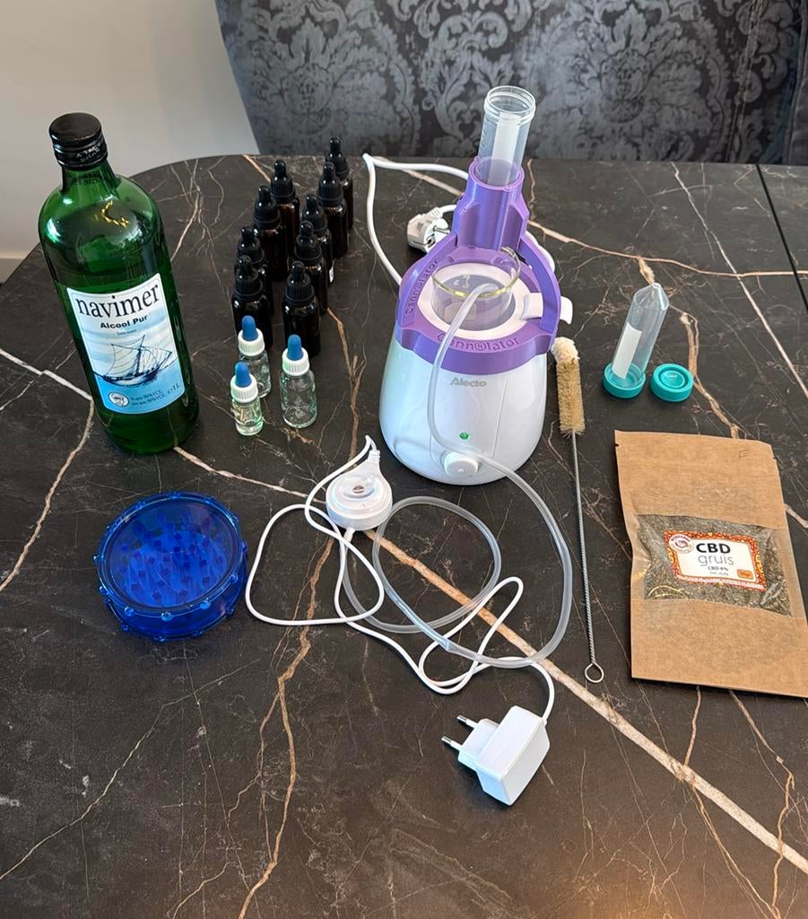 Cannolator, inclusief toebehoren (alcohol bij ophalen), Ophalen of Verzenden, Zo goed als nieuw