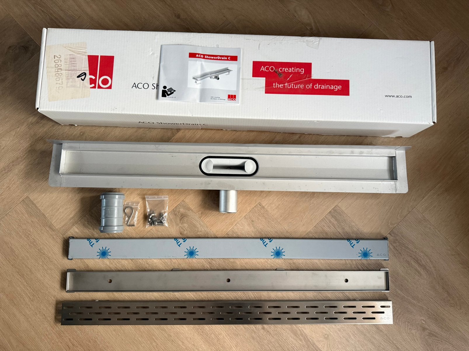 Nieuw: Aco ShowerDrain C douchegoot 88.5 cm met zijuitloop., Ophalen, Nieuw, Rvs, Douche
