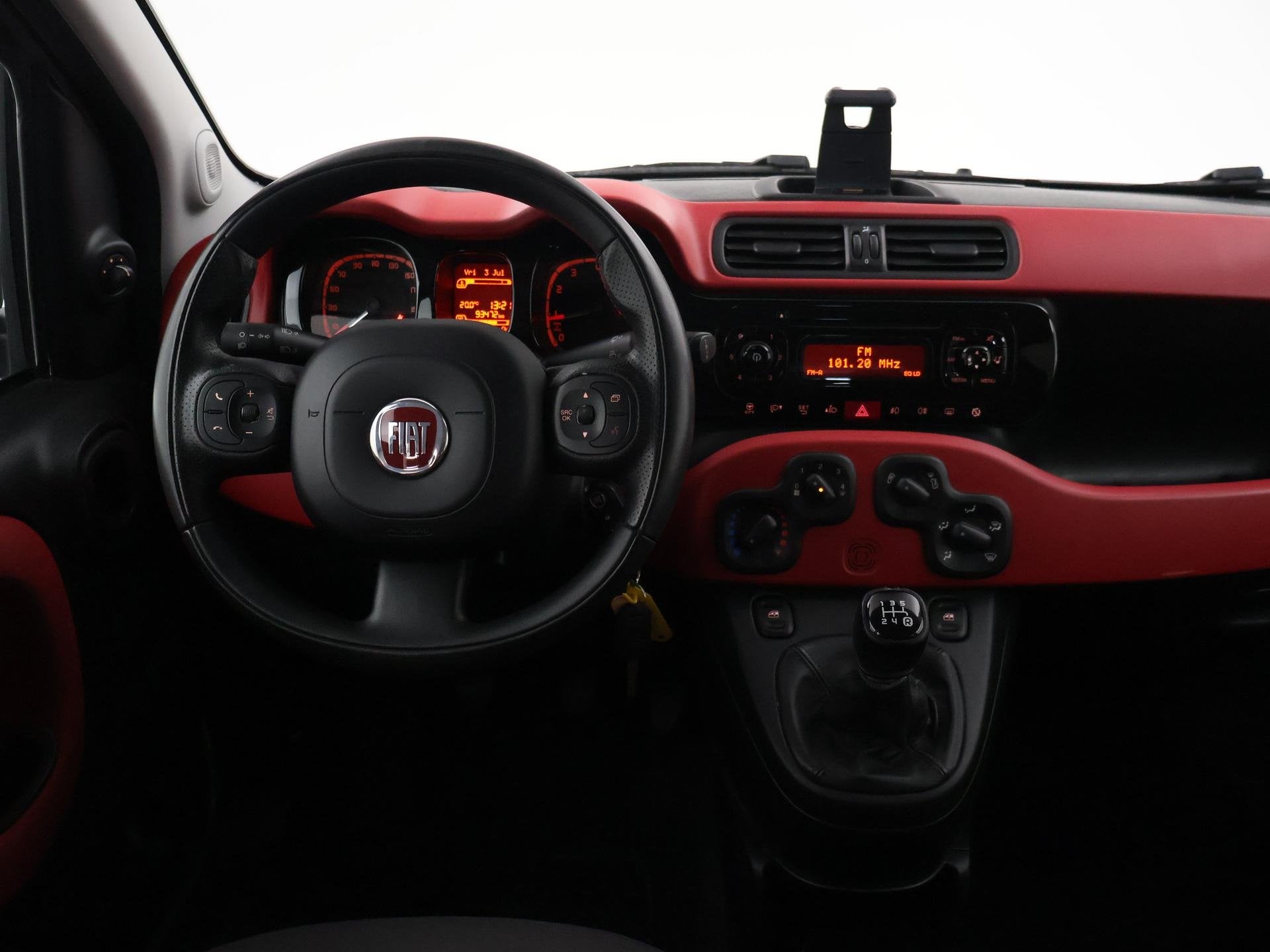 Fiat Panda 0.9 TWINAIR LOUNGE + AIRCO | LEDER STUUR | PRIVAC, Auto's, Voorwielaandrijving, Stof, Gebruikt, Panda