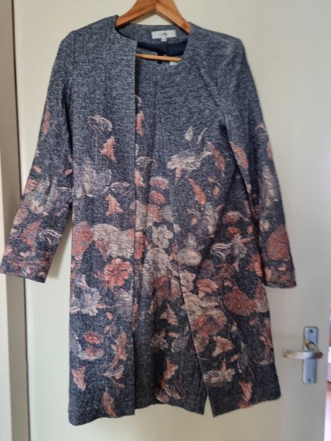 Lynde mantel pak maat 38-40, Maat 38/40 (M), Linde, Kostuum of Pak, Overige kleuren