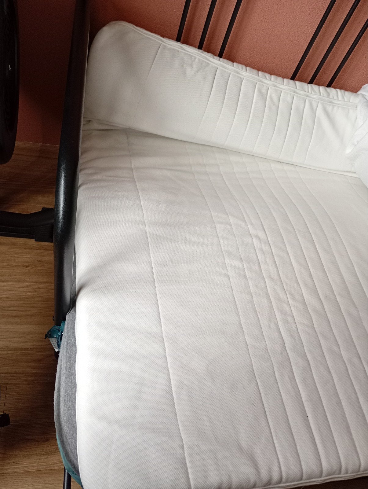 IKEA TUSSÖY Matras 160x200 cm met wasbare tijk, Ophalen, Gebruikt, Tweepersoons, Matras