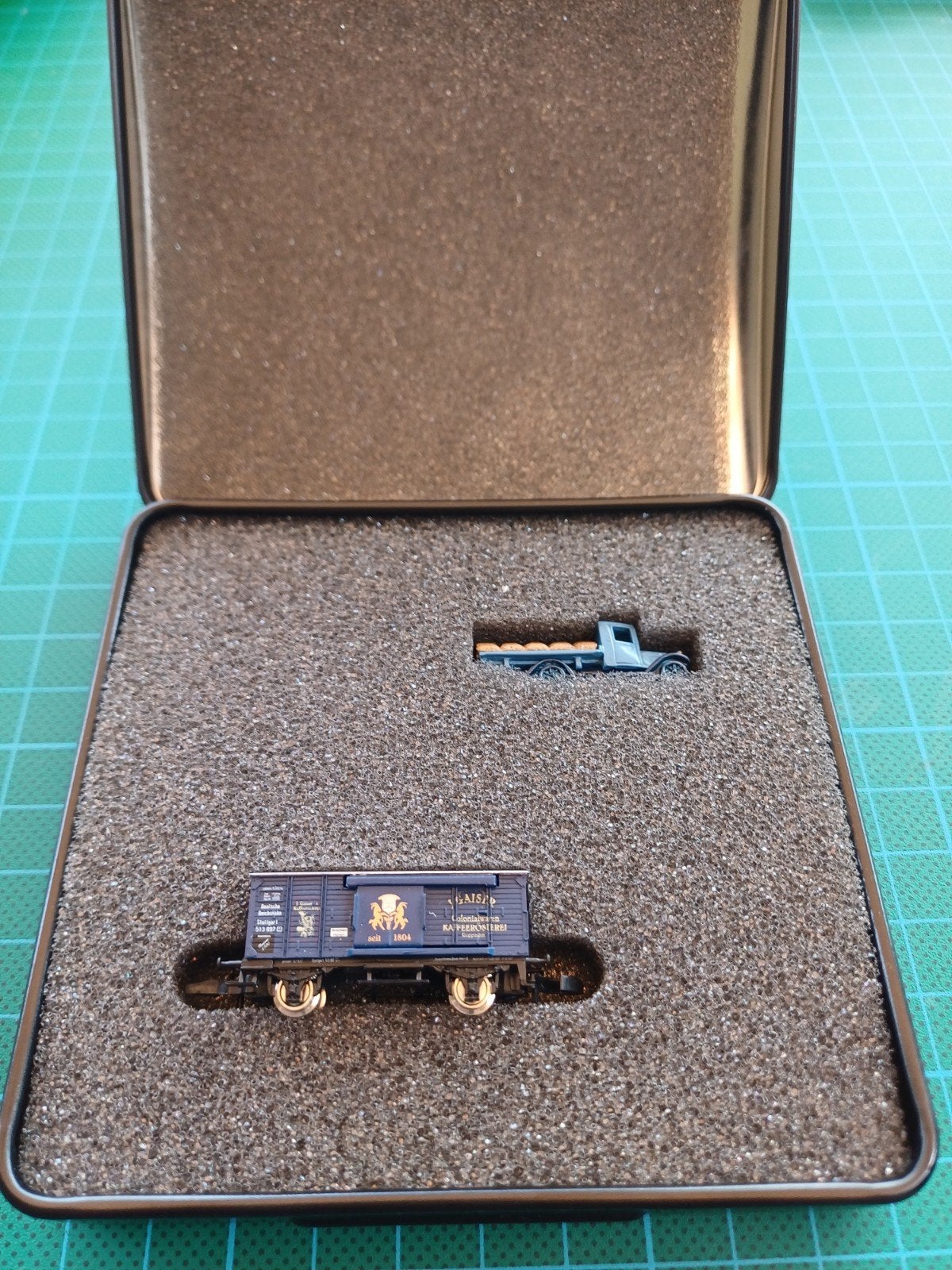 Märklin Mini Club Museumswagen 2000 met vrachtwagen, Ophalen of Verzenden