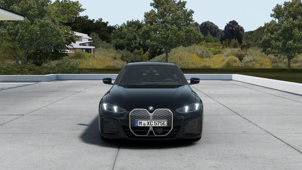 BMW i4 eDrive35 M Sport / Achteruitrijcamera / Live Cockpit, Auto's, BMW, Achterwielaandrijving, Zwart, Zwart, Leder