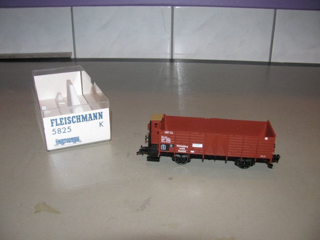 Fleischmann Bak Wagen met Remmershuis no 5825 K, Gelijkstroom, Fleischmann, Wagon, Ophalen of Verzenden