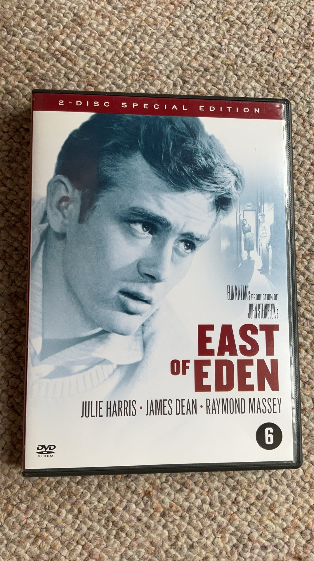 EAST of EDEN., Engels, Vanaf 16 jaar, Verzenden, Zo goed als nieuw