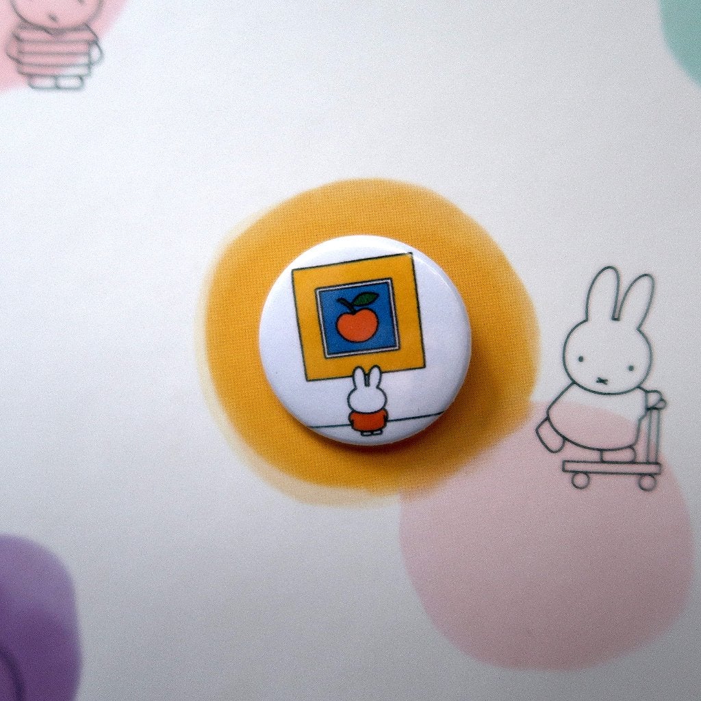 Nijntje Miffy 25MM Bunny Pin Button Badge Brooch, Verzamelen, Speldjes, Pins en Buttons, Verzenden, Nieuw, Overige onderwerpen