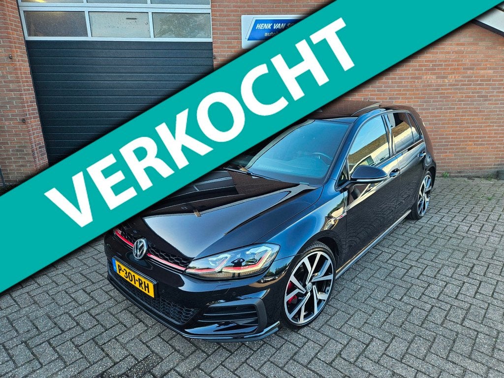 Volkswagen Golf 2.0 TSI GTI Performance 2017 / VIRTUAL/ PANO, Gebruikt, Euro 6, 4 cilinders, Zwart