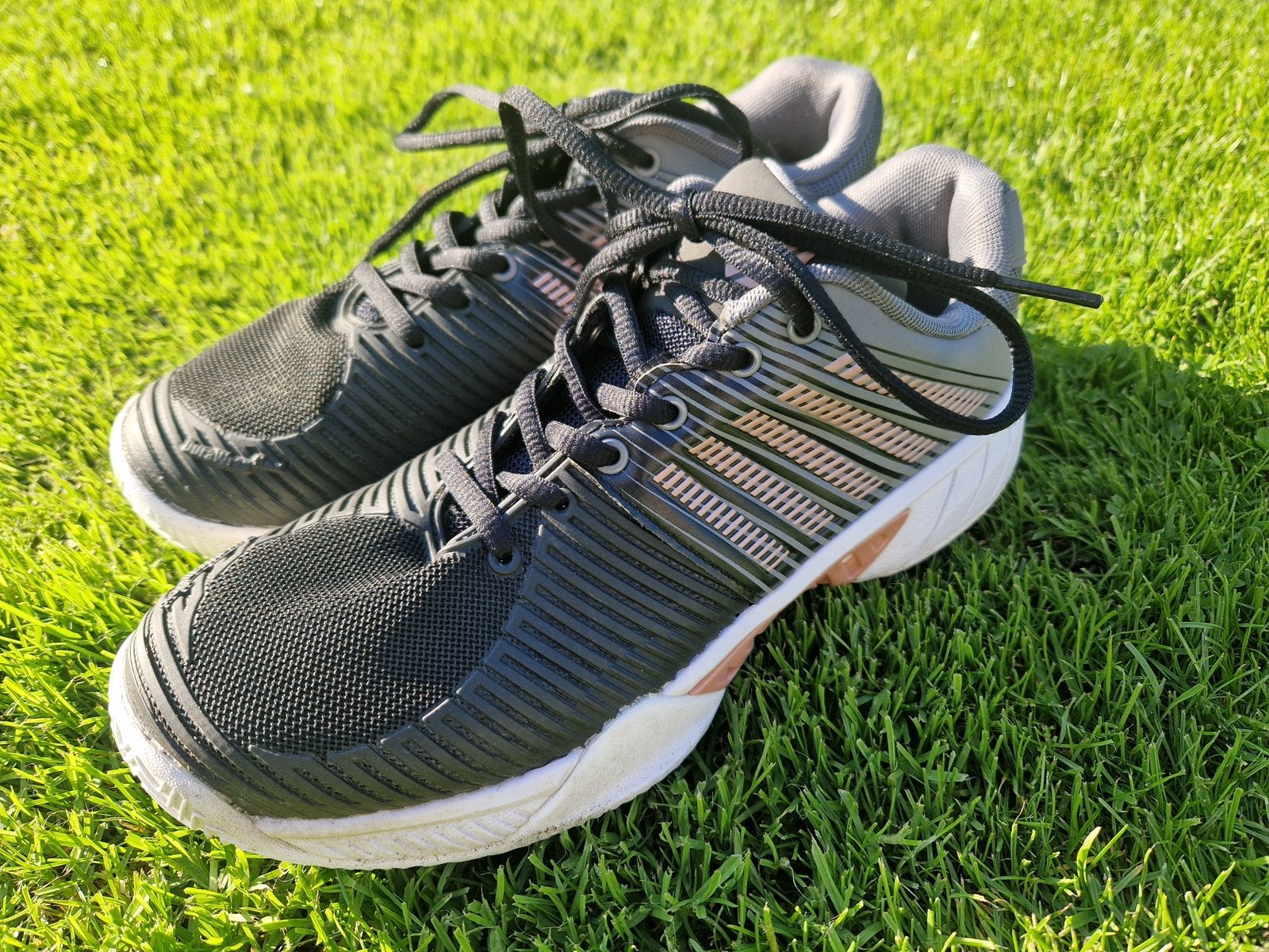 K-Swiss dames tennisschoenen, nog keurig maat 39,5, Sport en Fitness, L2, K-Swiss, Schoenen, Ophalen of Verzenden