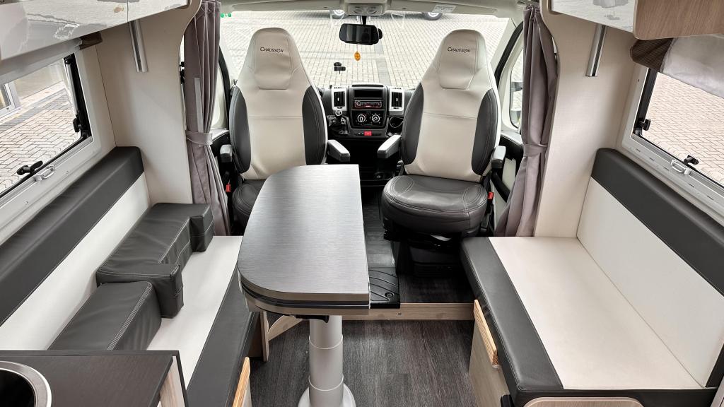 Lage Enkele bedden,Hefbed Chausson Special Edition 757, Ringverwarming, Fiat, Luifel, Koelkast