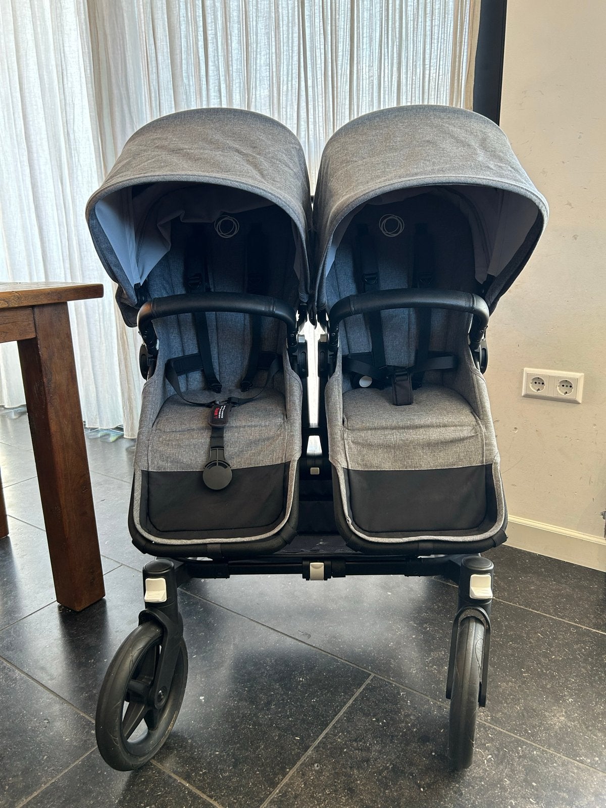 Bugaboo Donkey 3 Twin kinderwagen - Grijs, Kinderen en Baby's, Kinderwagens en Combinaties, Ophalen, Gebruikt, Verstelbare duwstang