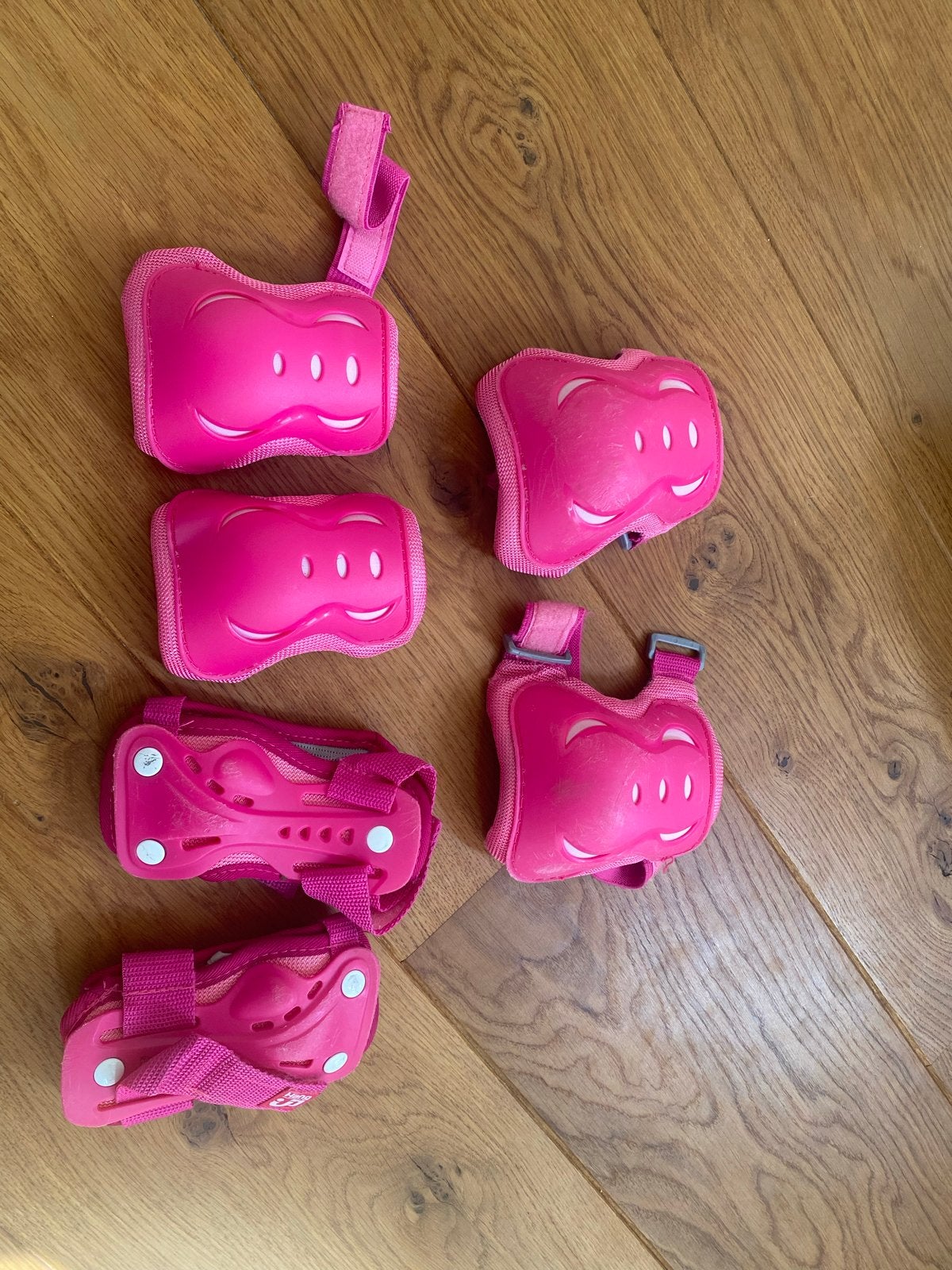 Roze beschermset (kniën, ellebogen, polsen) - Maat L, Ophalen of Verzenden, Gebruikt