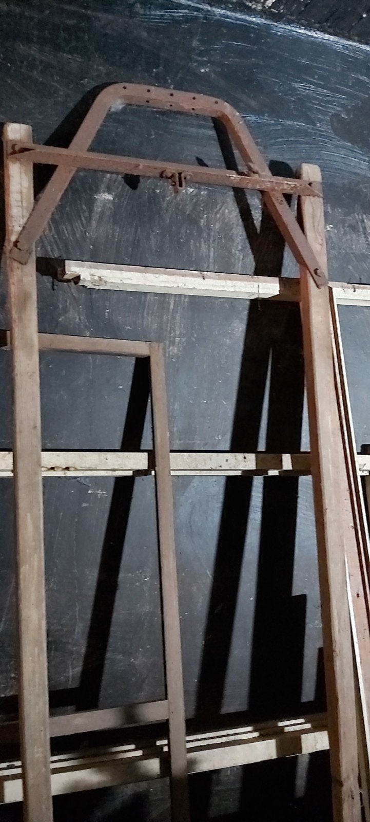 oude ploeg. ongeveer 2.5 meter, Ophalen, Gebruikt