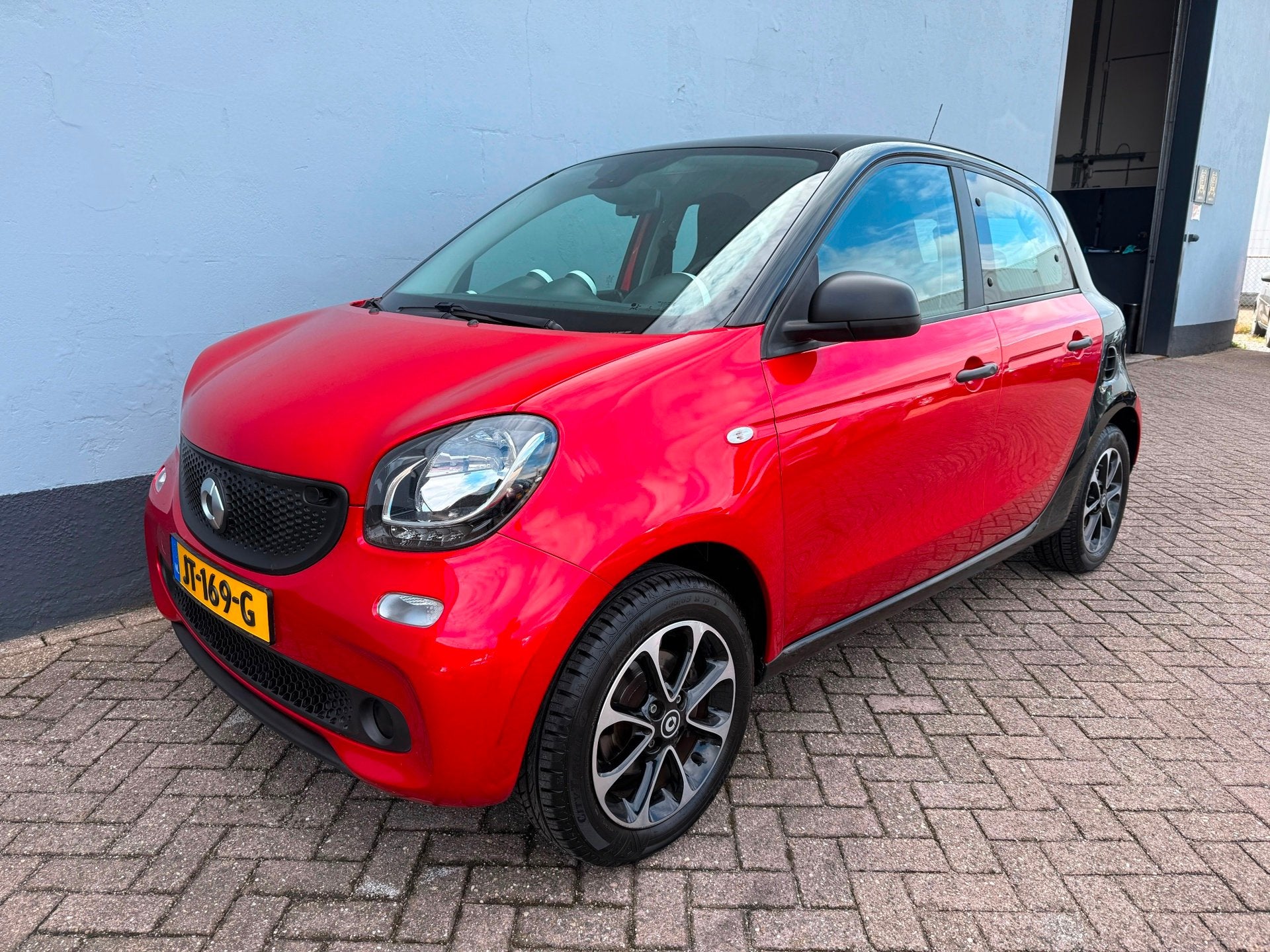 Smart Forfour 1.0 Pure Automaat - Cruise Control, Auto's, Automaat, Achterwielaandrijving, Gebruikt, Met garantie (alle)