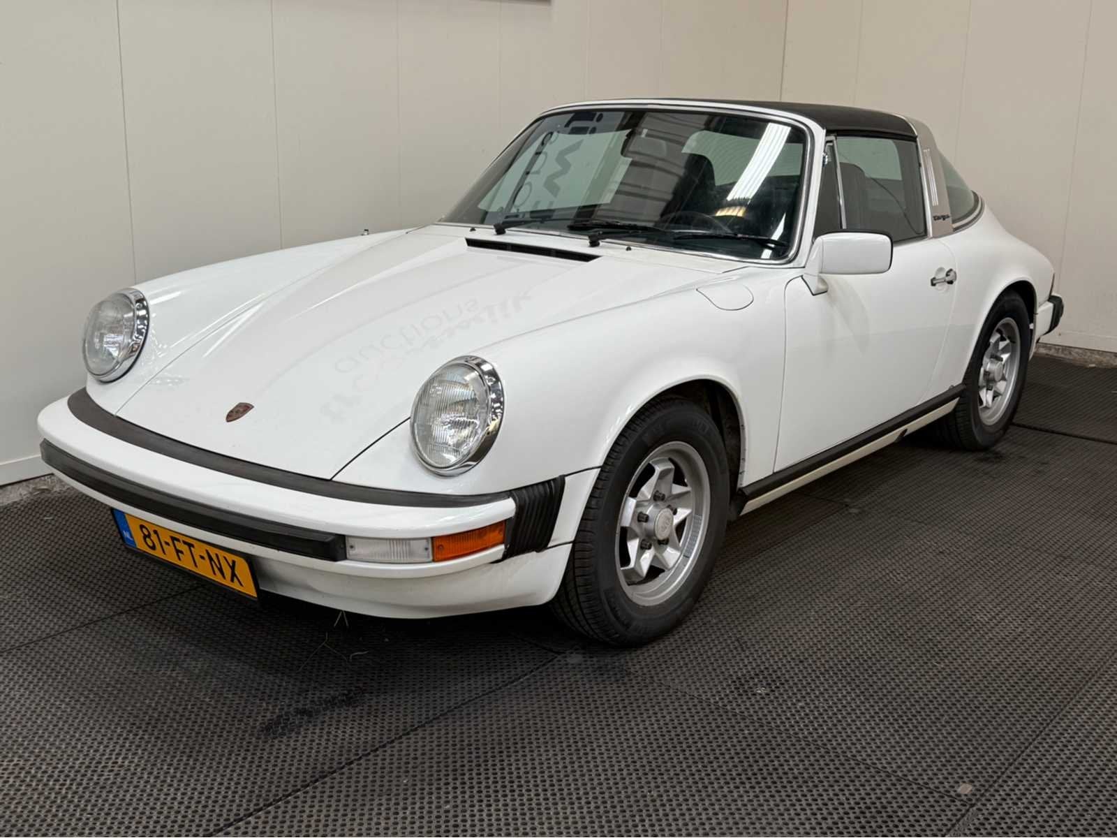 Porsche - 911 - T Targa - Oldtimer - 1976, Auto's, Overige carrosserieën, Wit, Bedrijf, Geïmporteerd