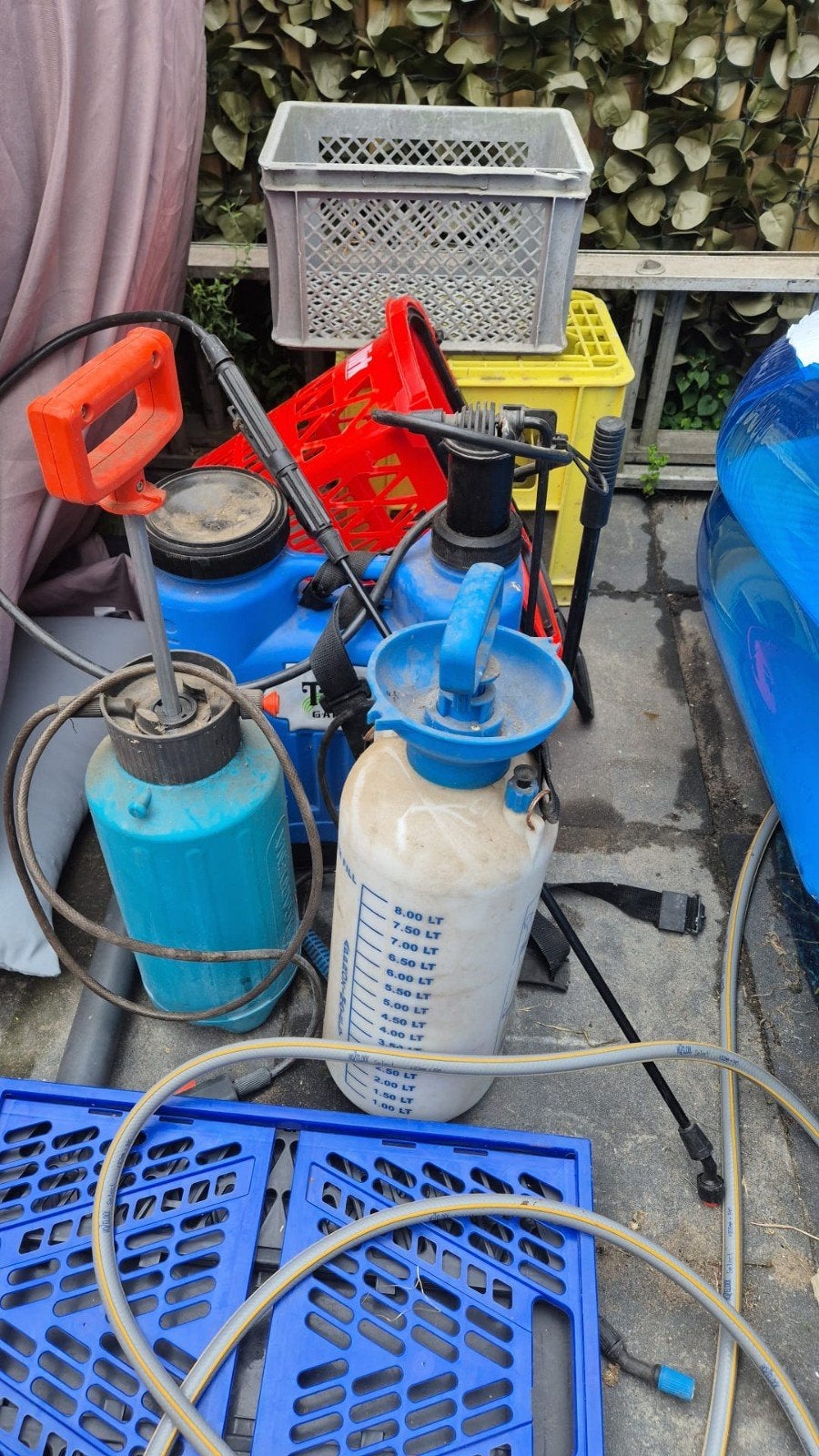 Diverse handgereedschappen en sproeiers, Ophalen, Gebruikt, Zaag