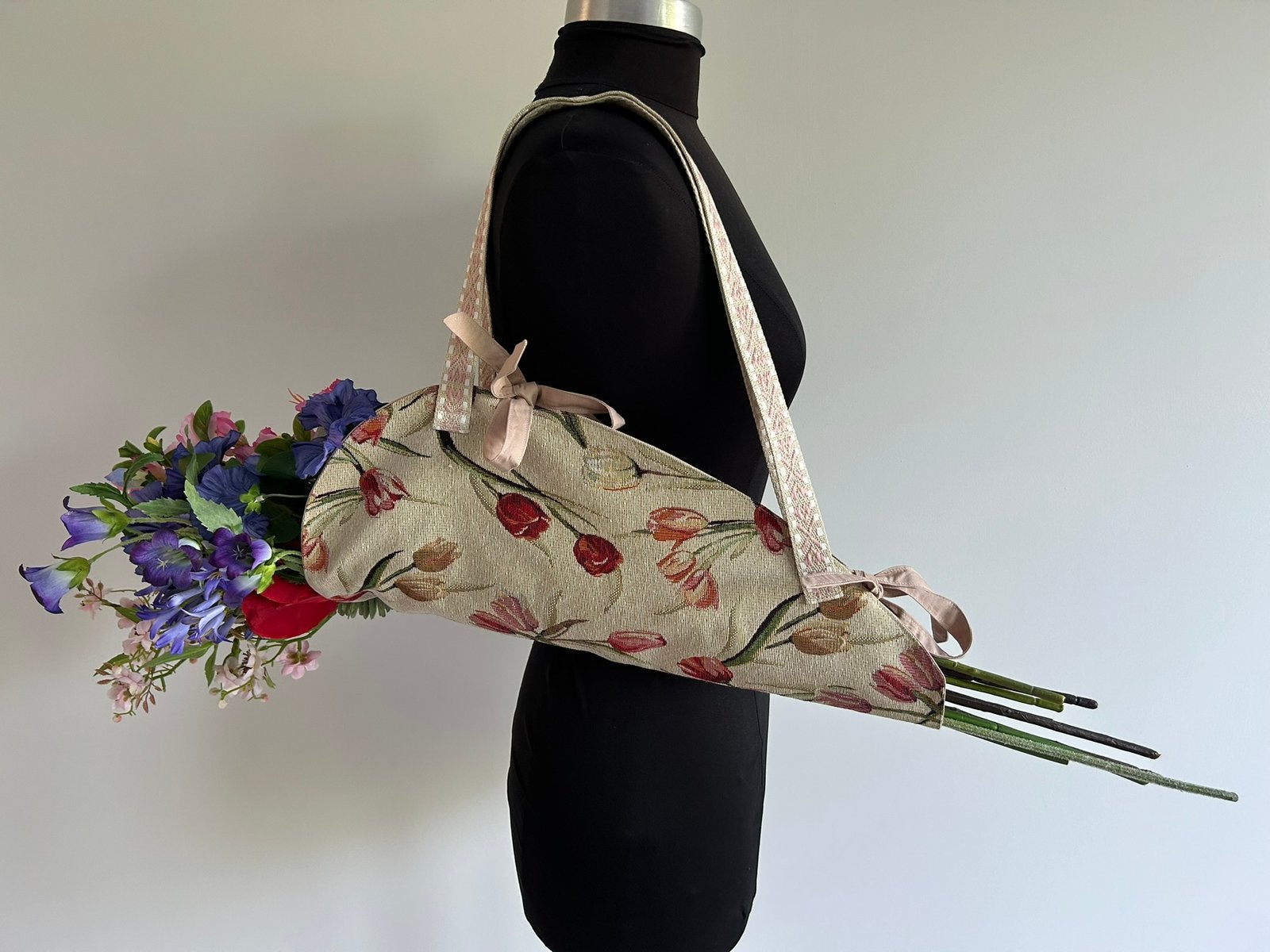 Bloementas Tulpen | Handgemaakt | Uniek cadeau, Ophalen of Verzenden, Zo goed als nieuw, Overige kleuren, Overige typen