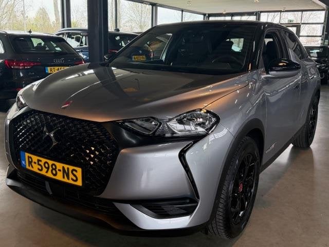 DS DS 3 Crossback 1.2 Performance Line Alcantara., Auto's, DS, 101 pk, 1199 cc, 620 kg, 49 €/maand