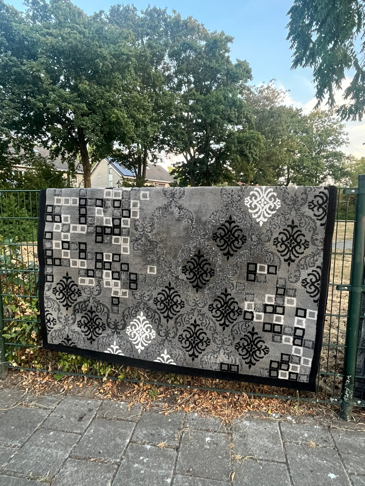 Tapijt 2 x3, Ophalen, Zo goed als nieuw, Hout, Minder dan 3 meter