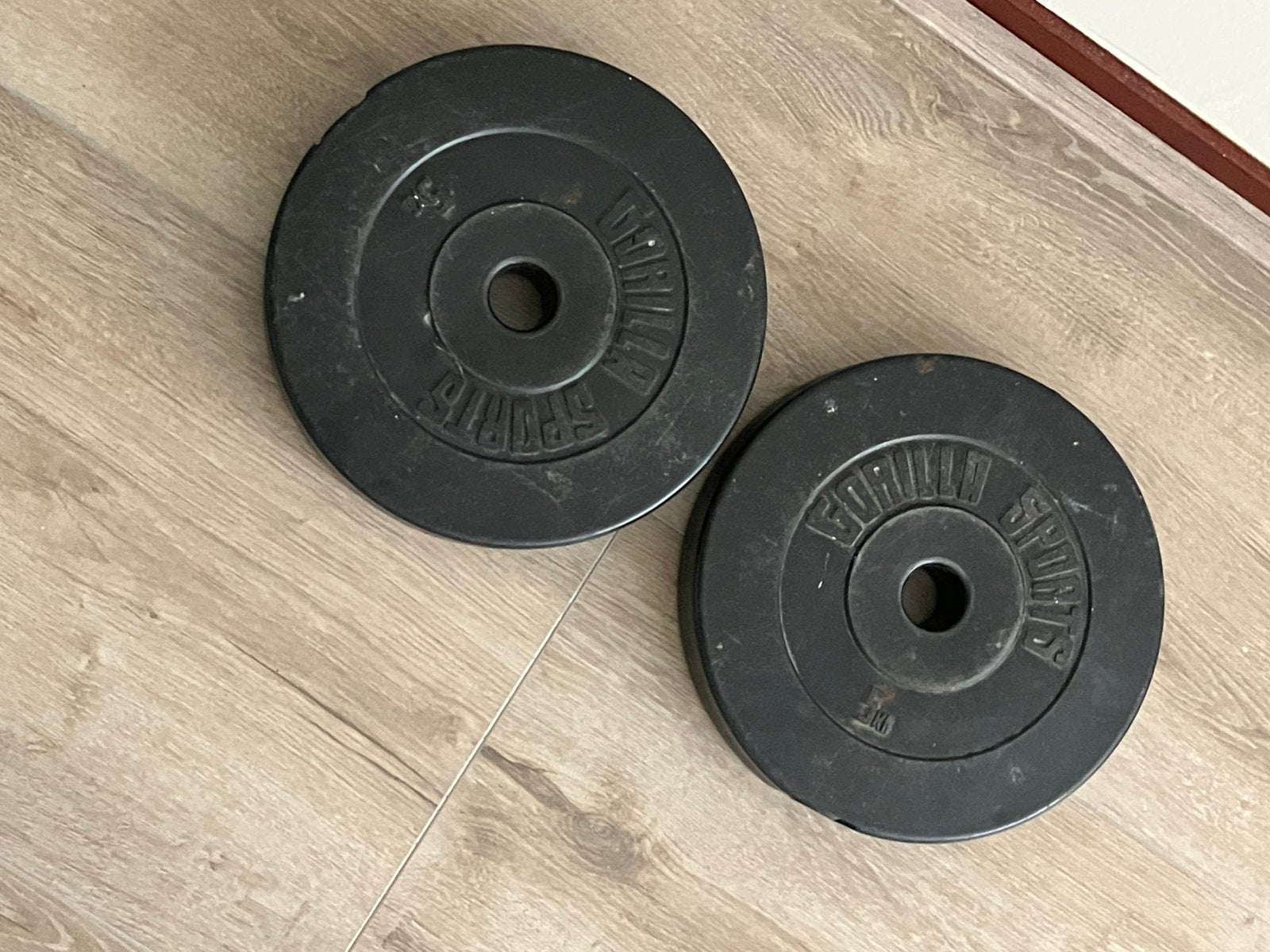 Gorilla sport 2 x 5 KG. GEWICHT SCHIJF. BANKDRUK, Ophalen, Zo goed als nieuw